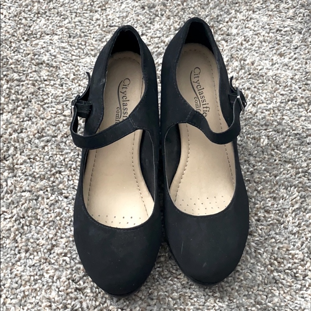 Black suede wedges